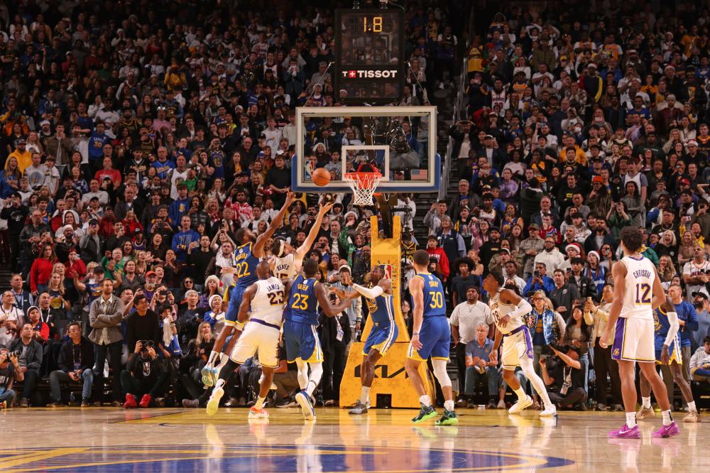 但他在比赛 但他在比赛