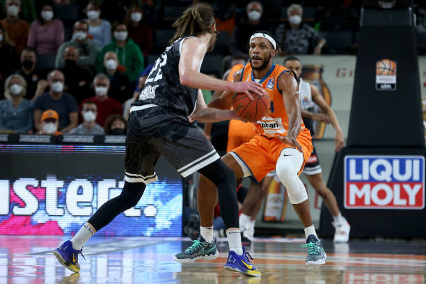 在海文受伤 在海文受伤